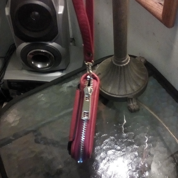 Wristlet - Picture 4 of 6